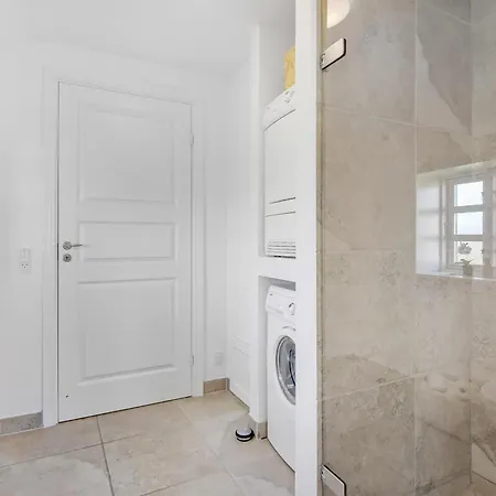 Fantastisk Renoveret Kvalitetshus Med Stratag Sj214 Tatil Evi Harboør