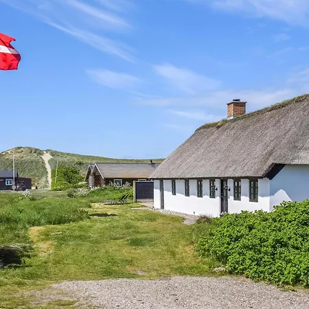 Fantastisk Renoveret Kvalitetshus Med Stratag Sj214 Tatil Evi Harboør